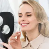 How long after dental filling can I eat?
